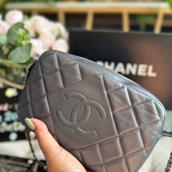 CHANEL Diamond Stitch Camera Bag in Dark Silver Grey*PRICE is FIRM* - Picture 17 of 17